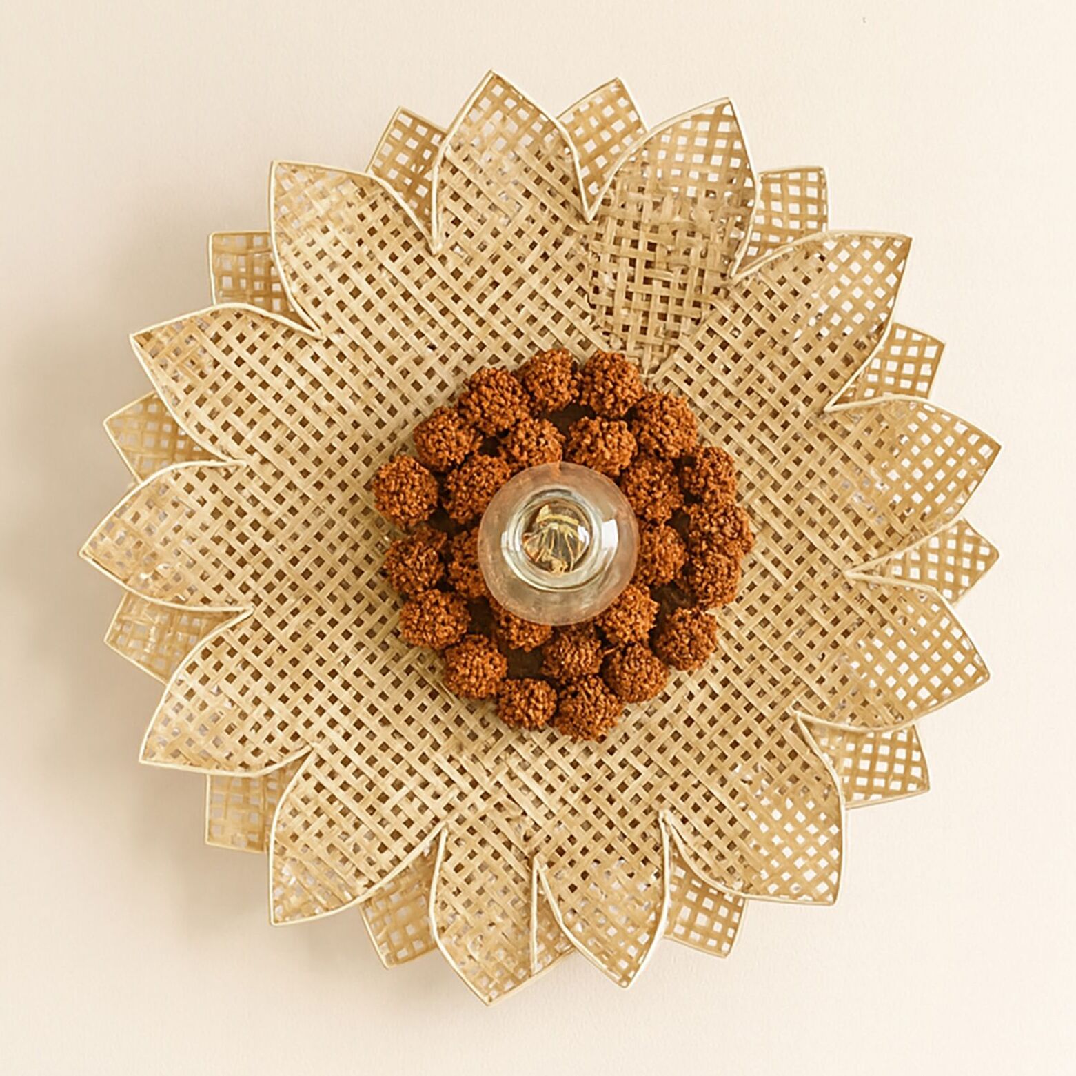 Applique murale en forme de fleur en bambou d50cm DAISY