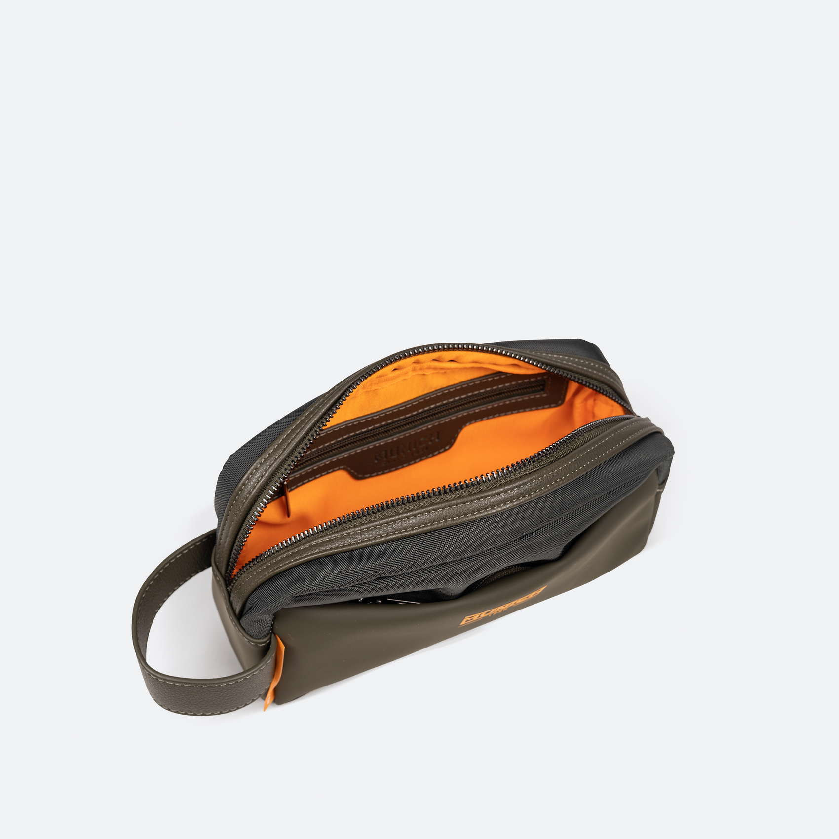 Neceser Kaki de Alta Resistencia con Bolsillo Oculto JUNGLE TOILETRY BAG