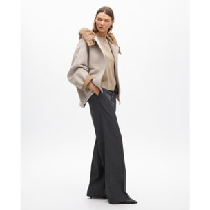 Cappotto Corto Bimateriale con Cappuccio