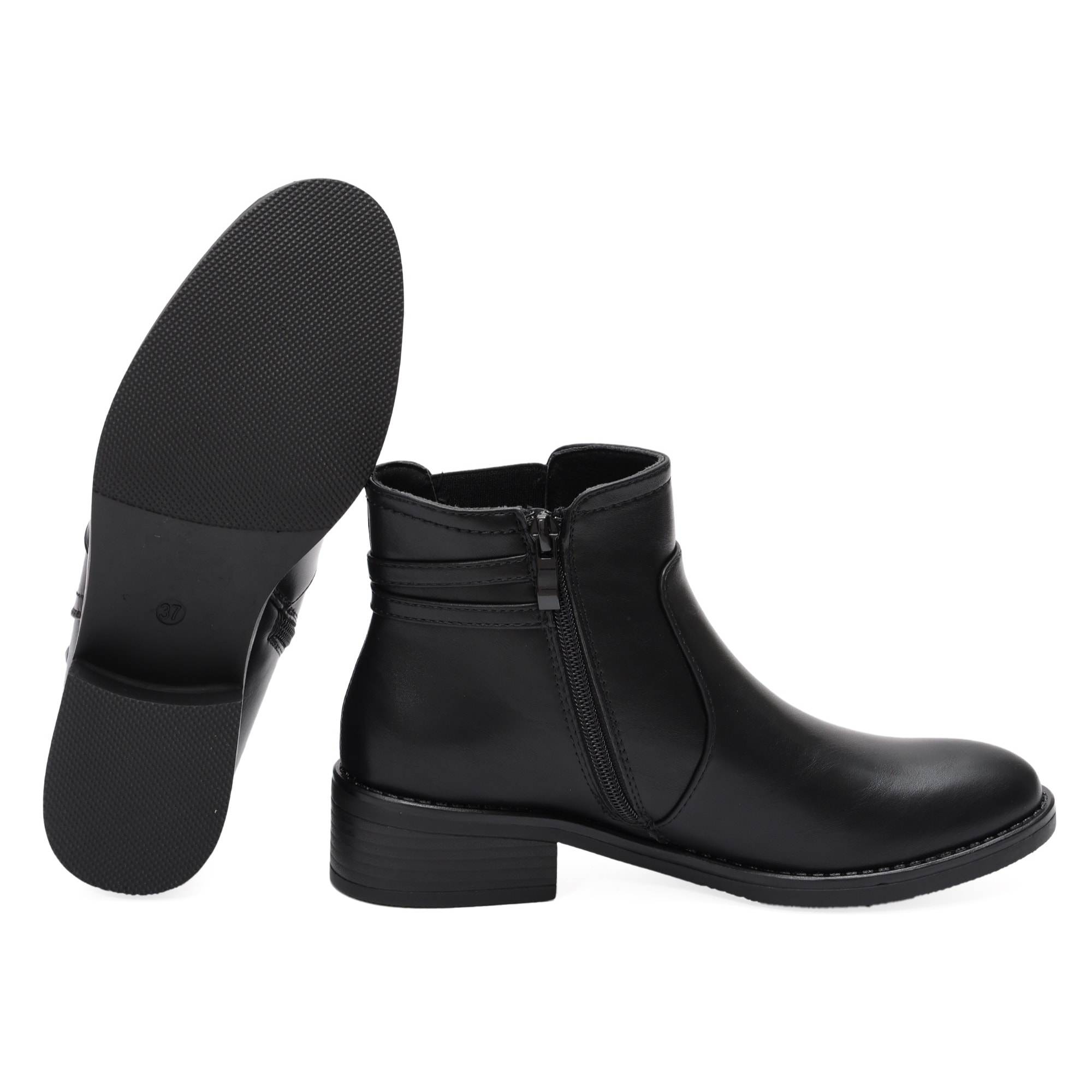 Stivaletti in simil pelle con fibbia dorata e elastico laterale