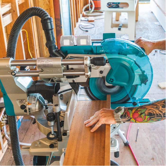 Scie radiale MAKITA 36V 2x18V Li-Ion Ø305 mm - Sans batterie ni chargeur - DLS211ZU