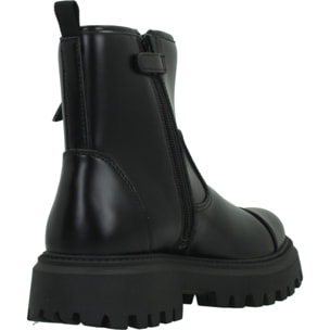 Zapatillas Niña de la marca GEOX  modelo J66M6B 000CN J MAQUINNENS NEGRO