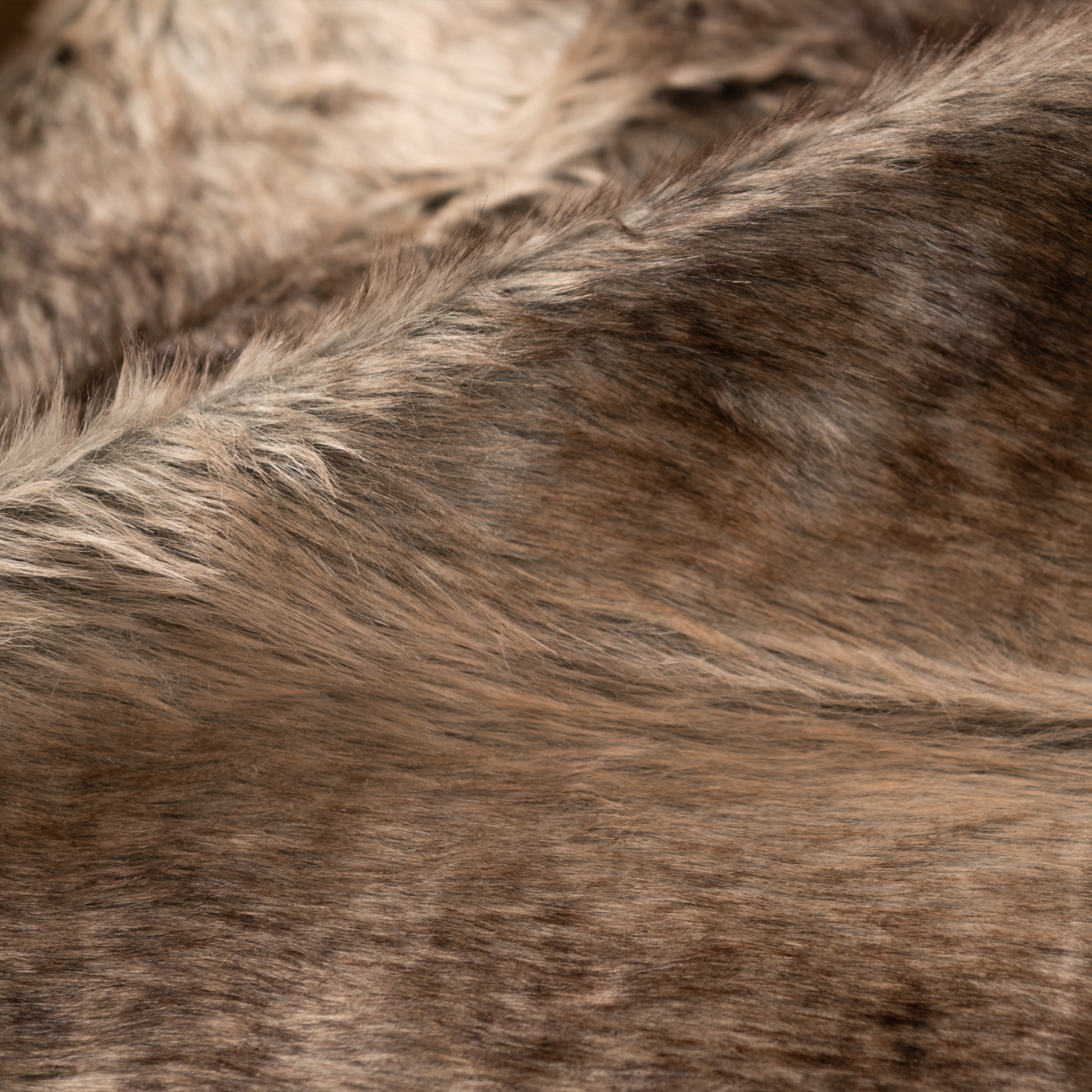 Plaid  imitation fourrure   - Effet loup brun doublé velours - Marron Brun