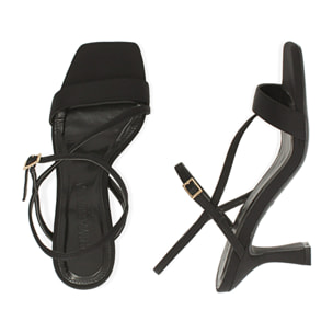 Sandali neri in tessuto, tacco 7,5 cm