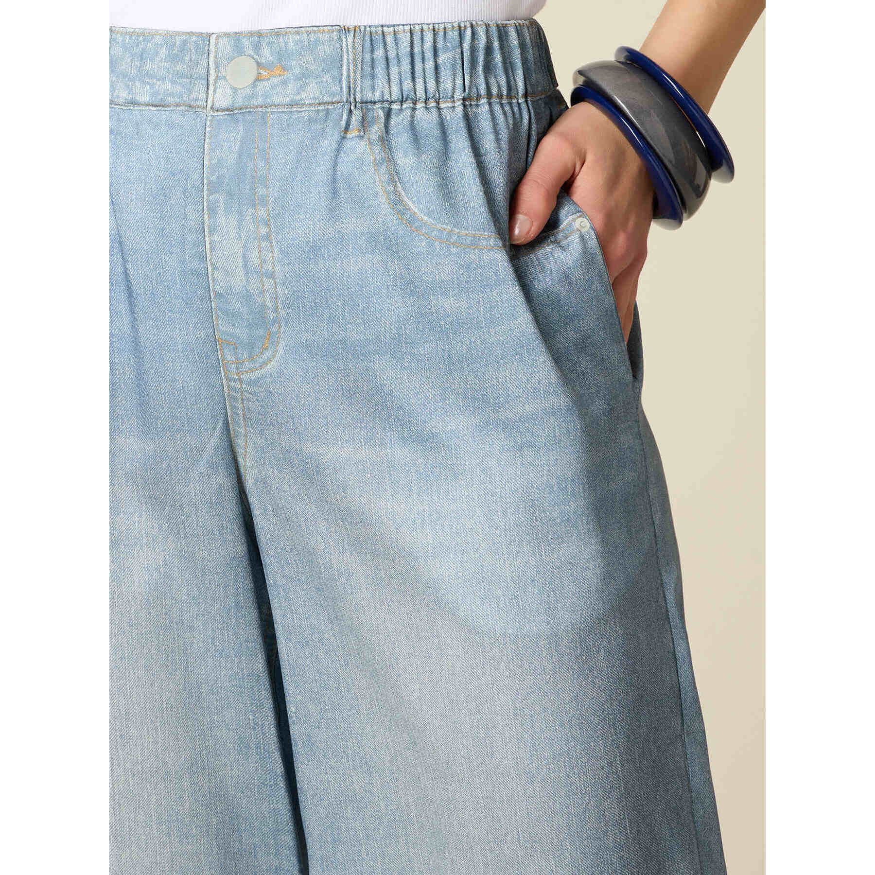 Oltre - Pantaloni palazzo in raso effetto denim - Azzurro