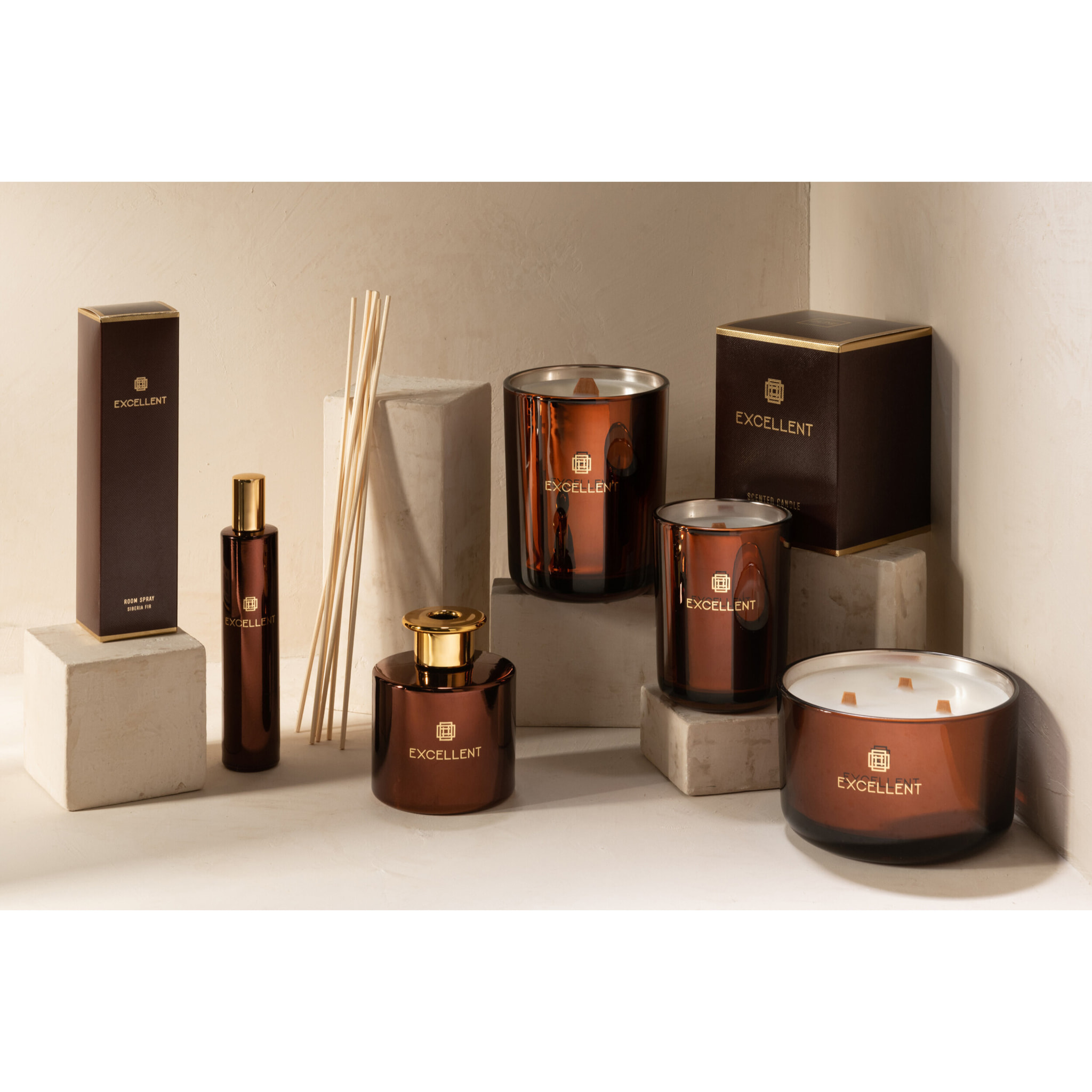 J-Line bougie parfumée Excellent - Siberia Fir - verre - brun - medium - 80H