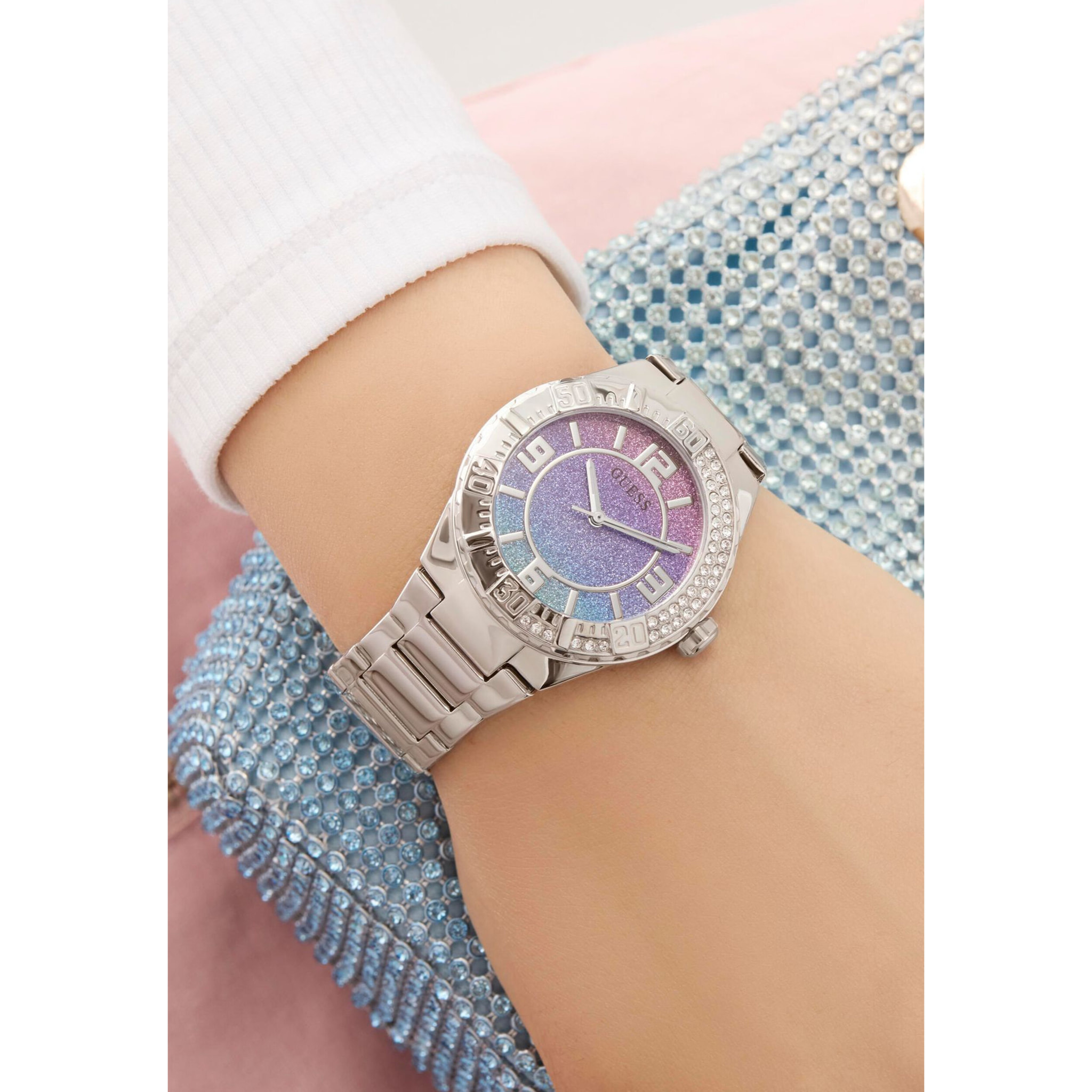 Guess Orologio Analogico Al Quarzo Gt Sangria