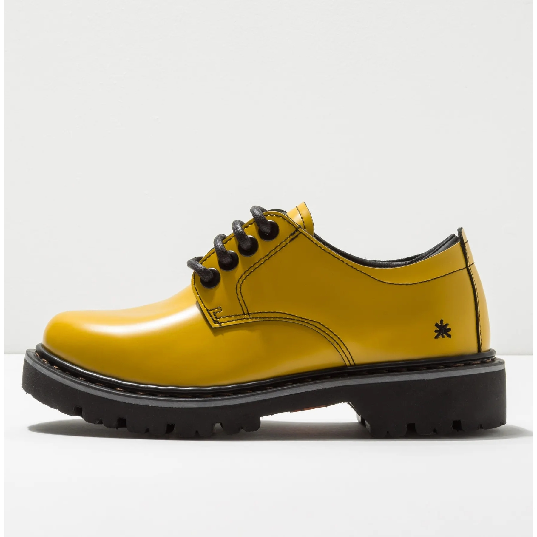 Zapatos C011 CITY YELLOW/ MARINA color Yellow