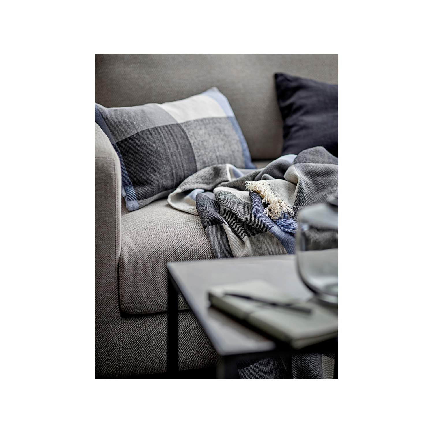Coussin 30x50 Embrace