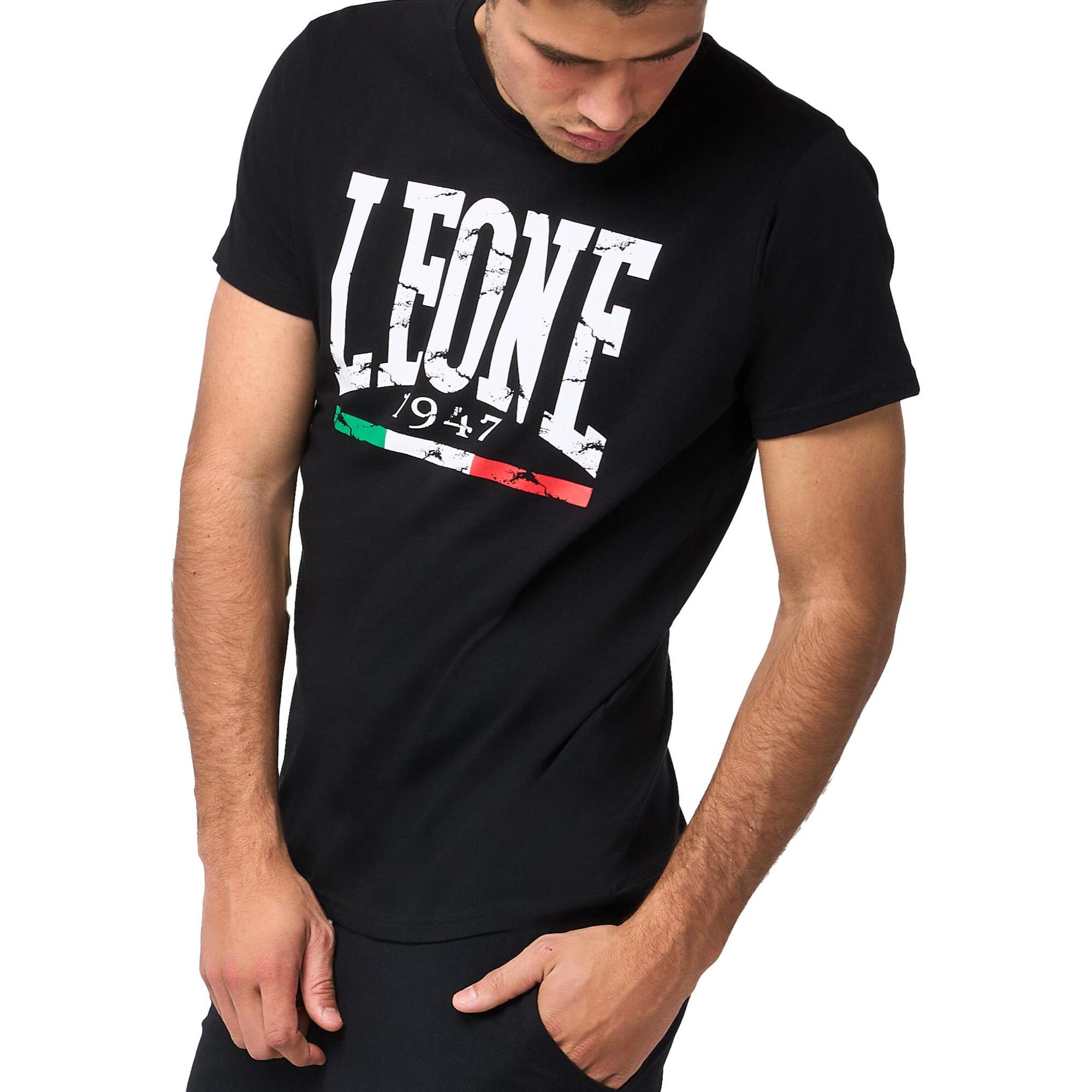 Completo set da uomo composto da t-shirt e pantaloncini Leone Vintage Basic
