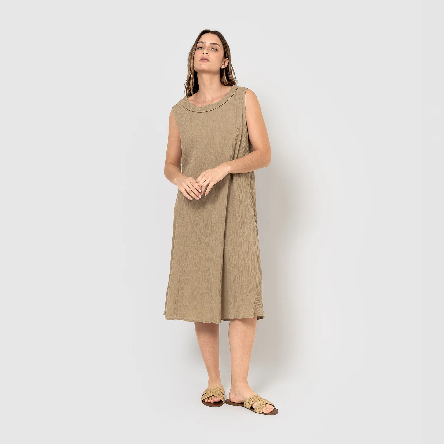 Vestido midi cuello drapeado algodón lino cuerda