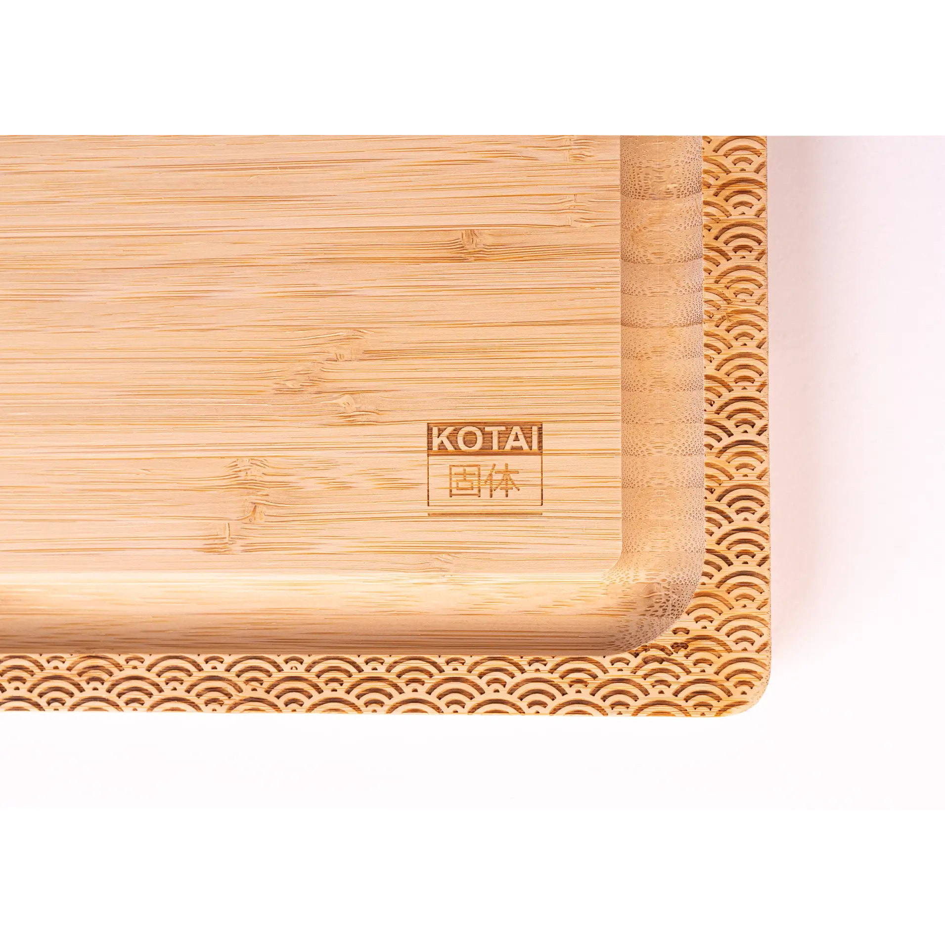 Planche à Découper en Bambou (motif vague) | Naturellement antibactérien et antifongique (40 x 30 x 2 cm)