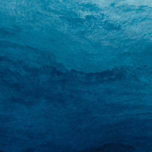 Affiche encadrée vague bleue photographie artistique Affiche + cadre en métal - Noir