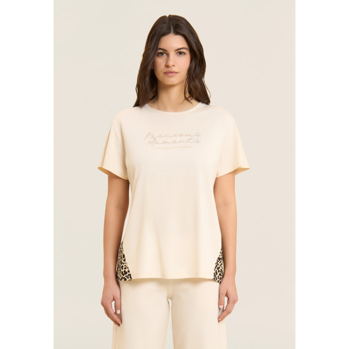 T-shirt Manica Corta con Inserti Animalier e Dettagli in Borchie