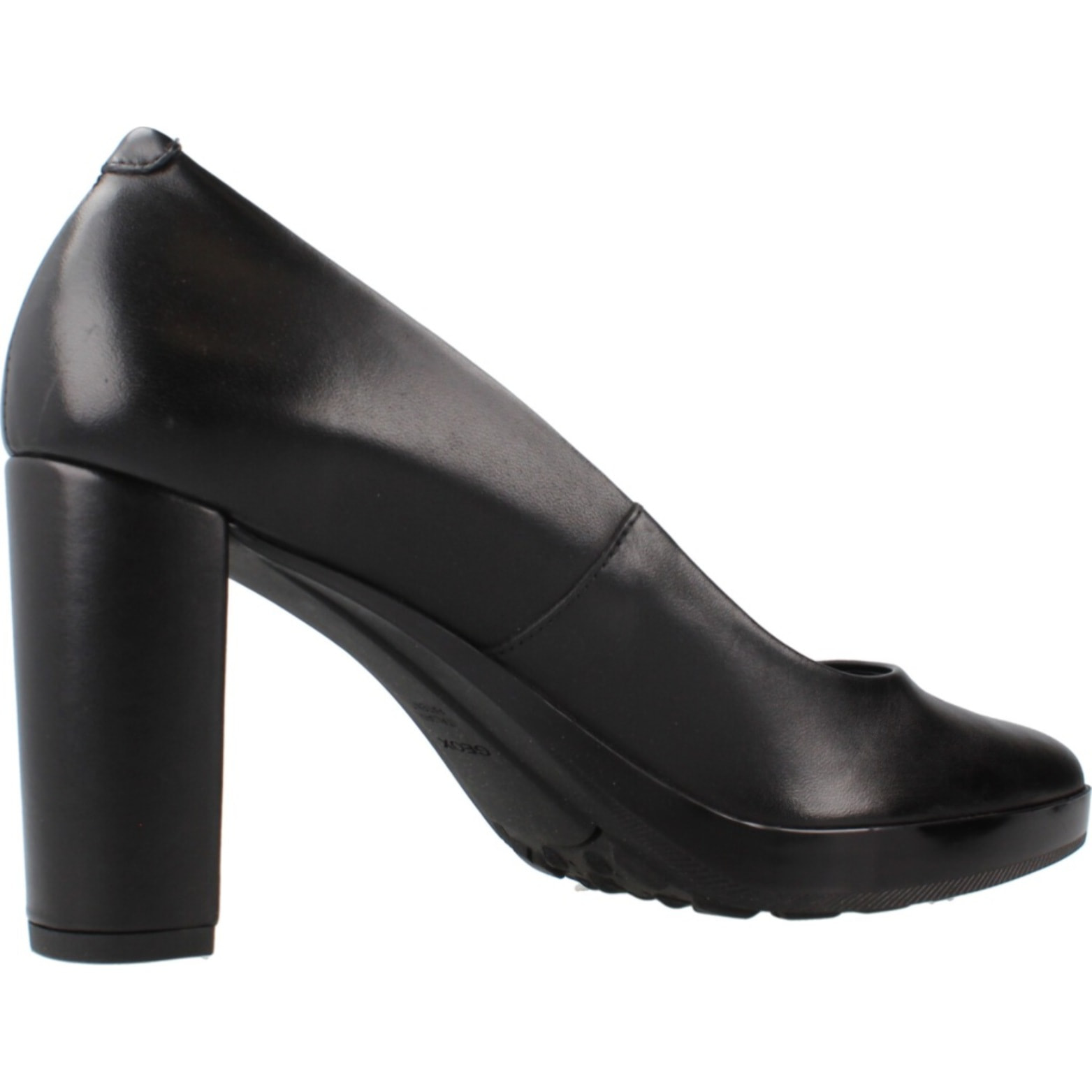Salones Mujer de la marca GEOX  modelo D35TFA 000Y3 NEGRO