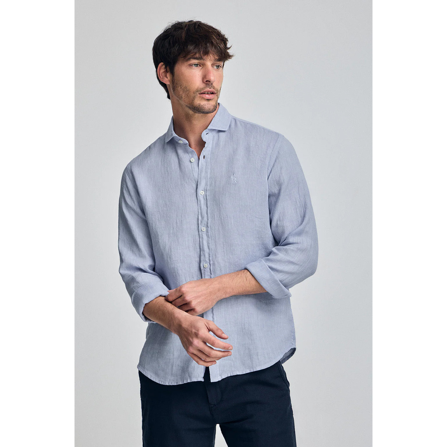 Camicia blu in lino tinta in capo con ricamo Rigby Go