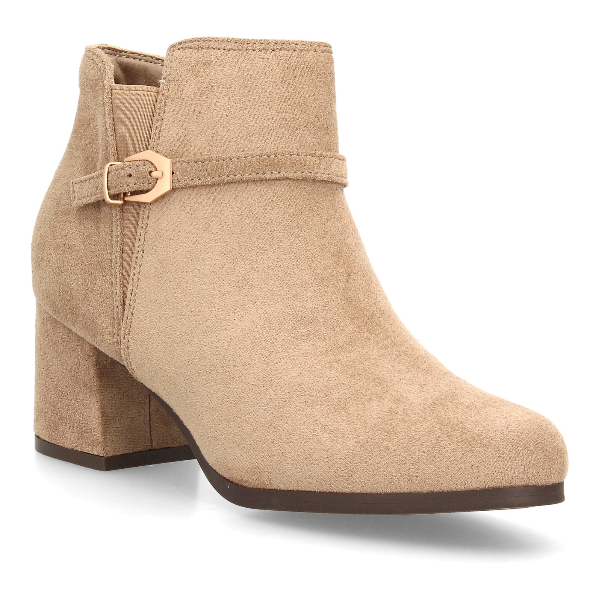 Botines elegantes con hebilla y tacón