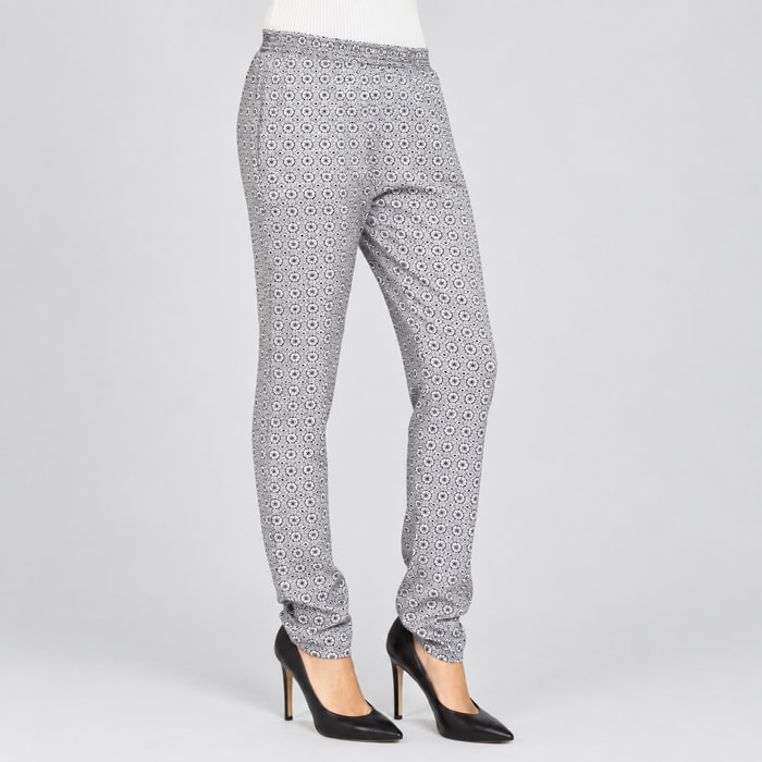 PANTALONE FLUIDO. MOD T771. Vita regolare e gamba regolare