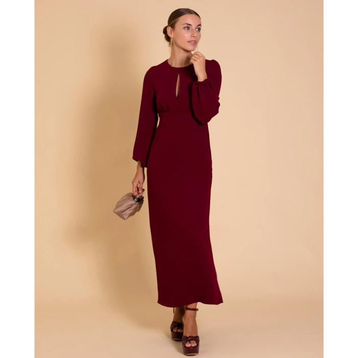 Vestido midi de manga larga con escote de lágrima.