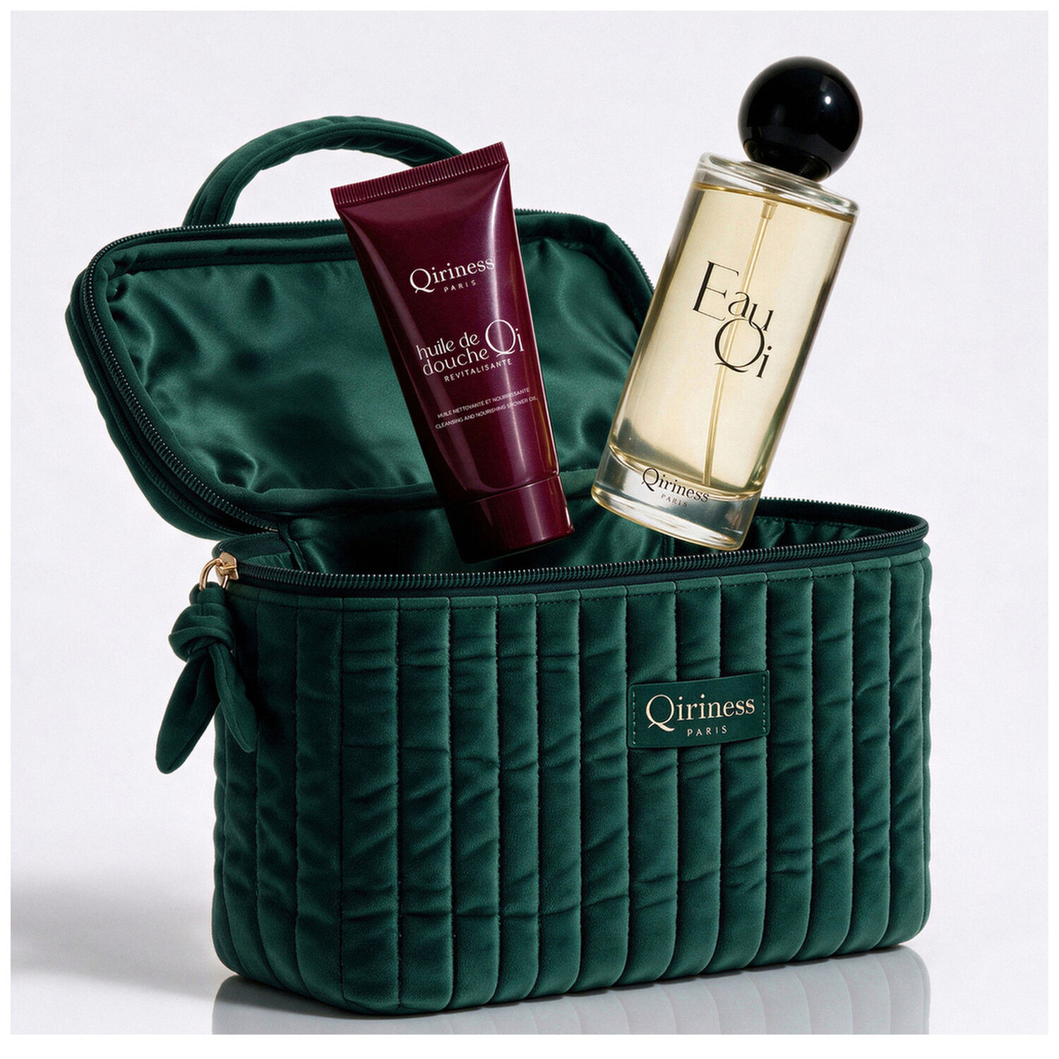 Qi  - Coffret Eau Qi 100 ml + Huile de douche 30 ml + Trousse