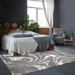 Tapis shaggy tissé motif abstrait KEBE