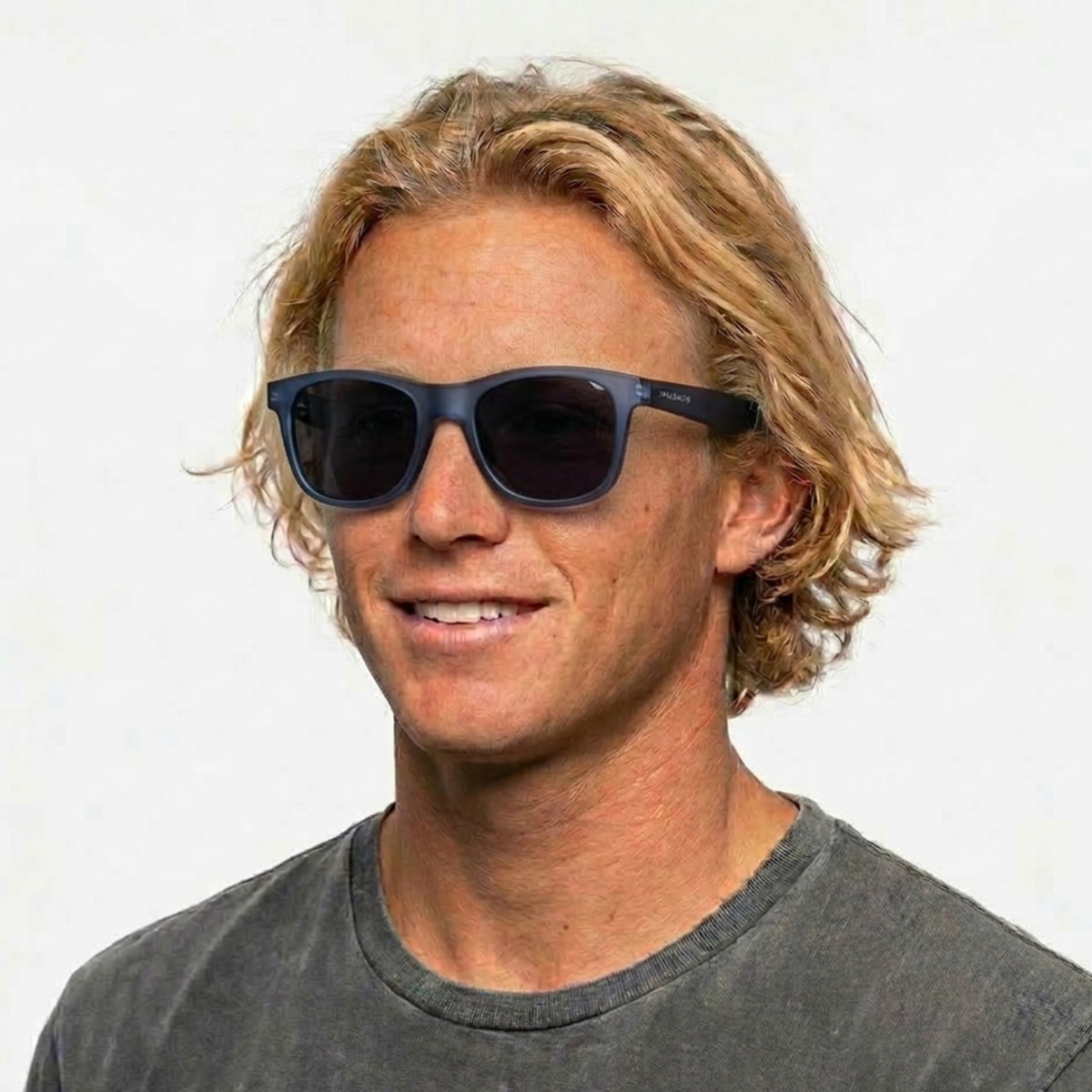 Gafas de sol PALO ALTO WINDSURF - Azul mate transparente / Polarizada ahumada