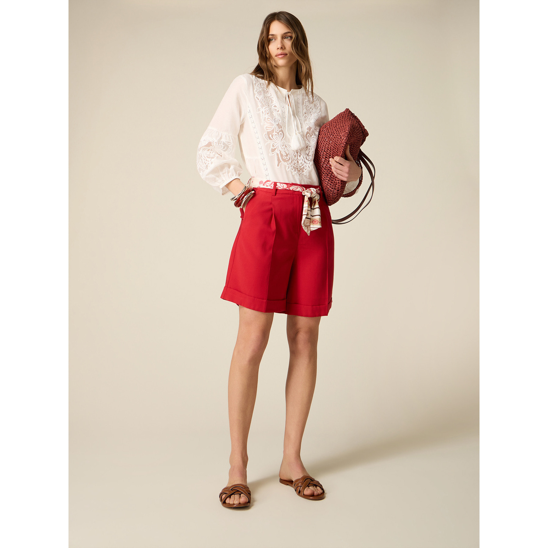 Oltre - Bermudas con cinturón estampado - Rojo