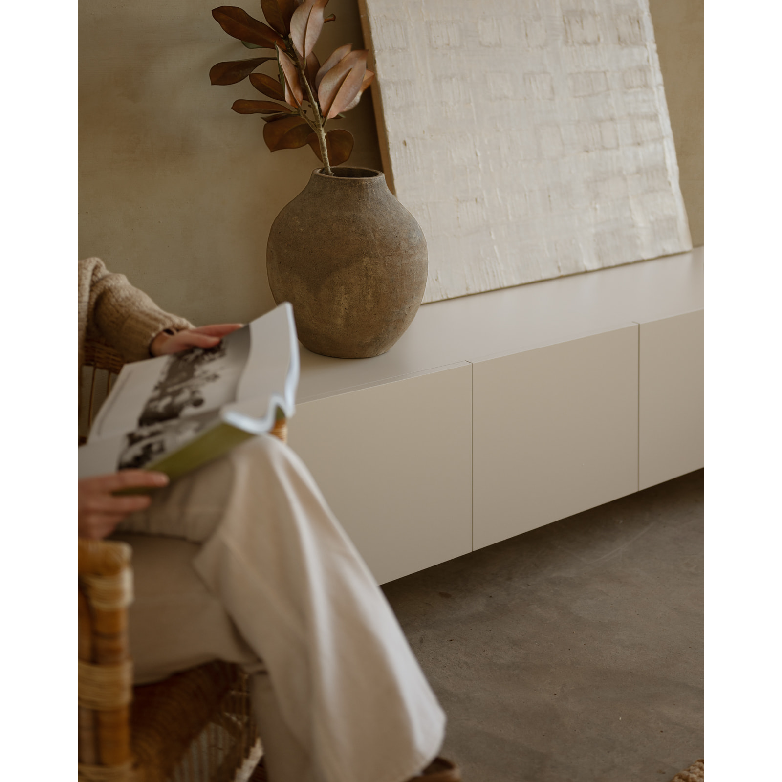 Mueble TV lacado en tono arena en varias medidas