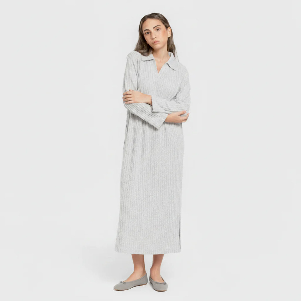 Vestido largo manga larga solapa 4x2 canalé mujer gris