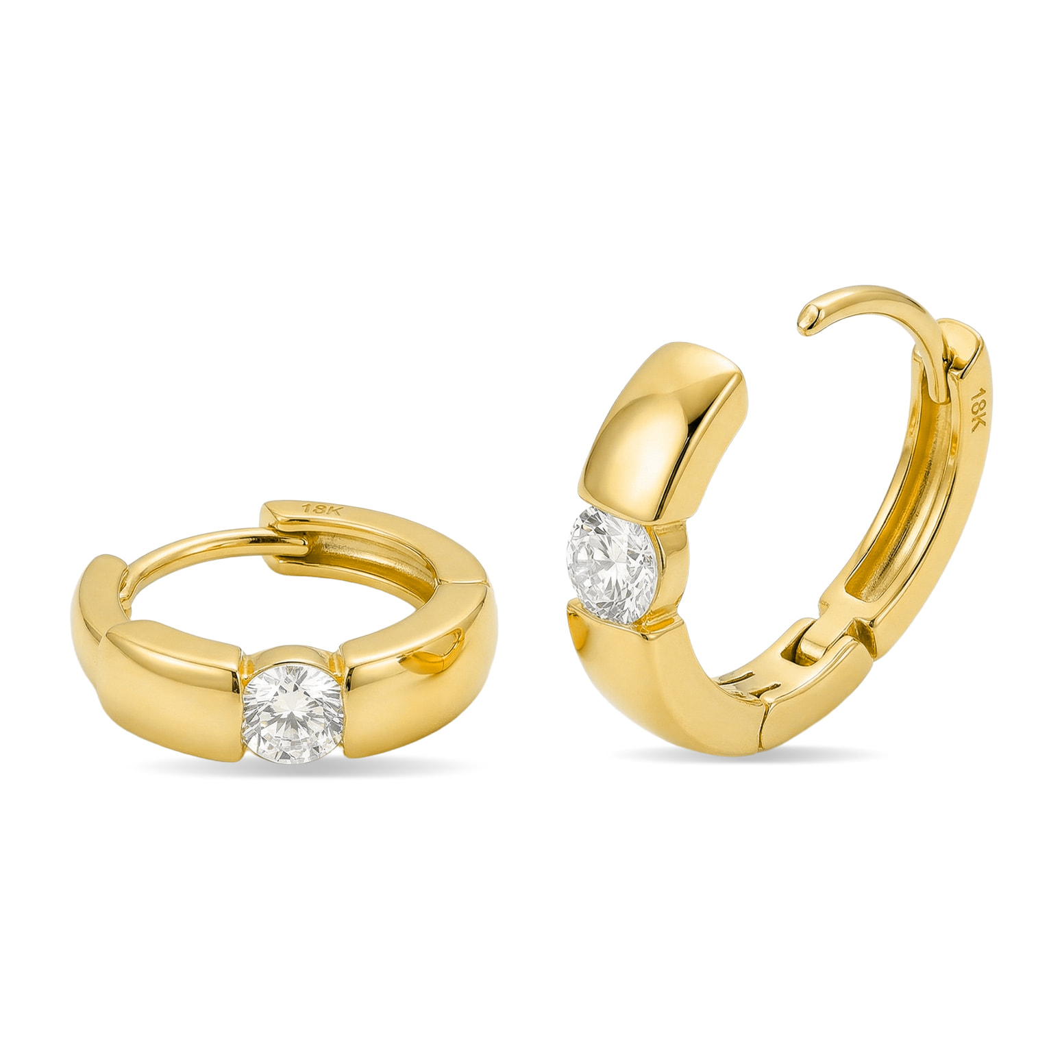 Pendientes de Circonita Brillante acabado en oro amarillo de 18k