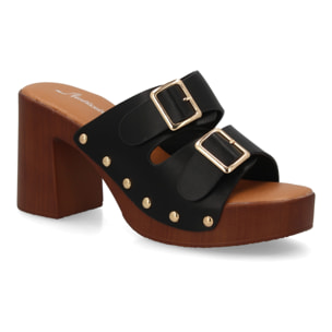 Sandalia plataforma mujer con hebillas y tachuelas