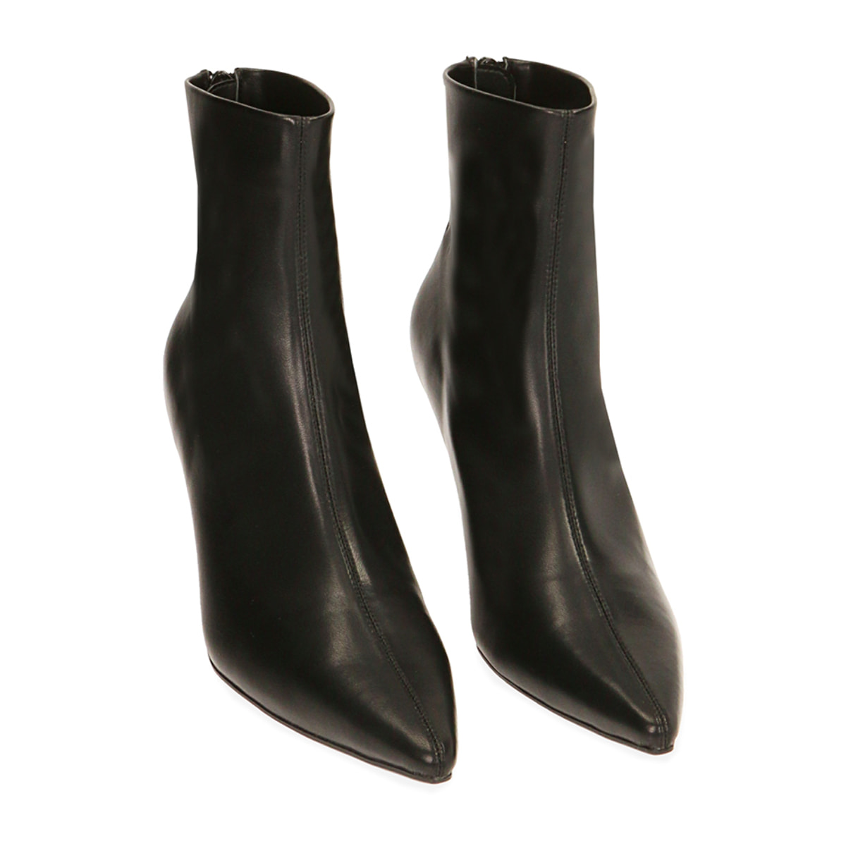 Botines negros, tacón 7,5 cm.