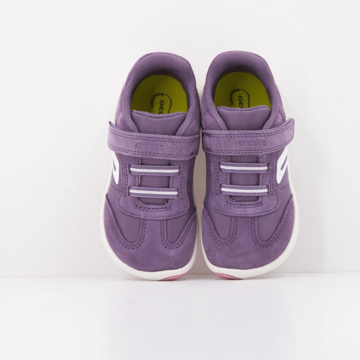 Zapatillas Niña de la marca GEOX  modelo B661JA 0FU22 B FOOT VIOLETA