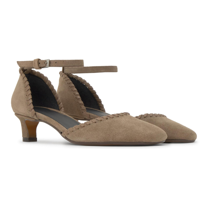 Zapato tacón Adela en serraje con tacón de 4 cm