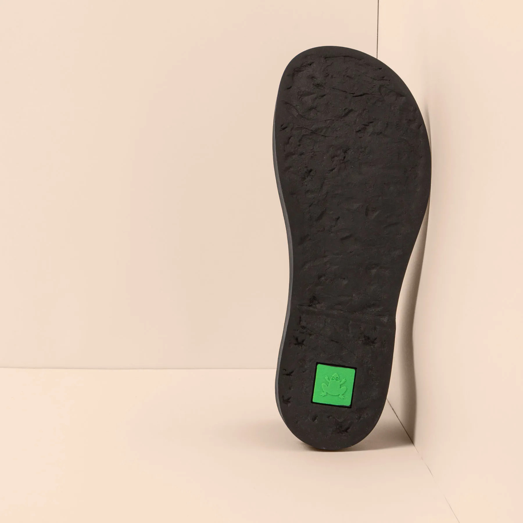 Zapatos N5876 SOFT NAPPA PLUME / ARENISCA color Plume