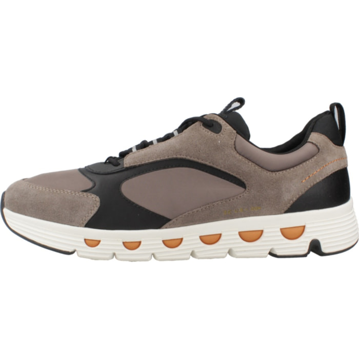 Sneakers de  Hombre de la marca GEOX  modelo 0FU22 U SPHERICA Beige