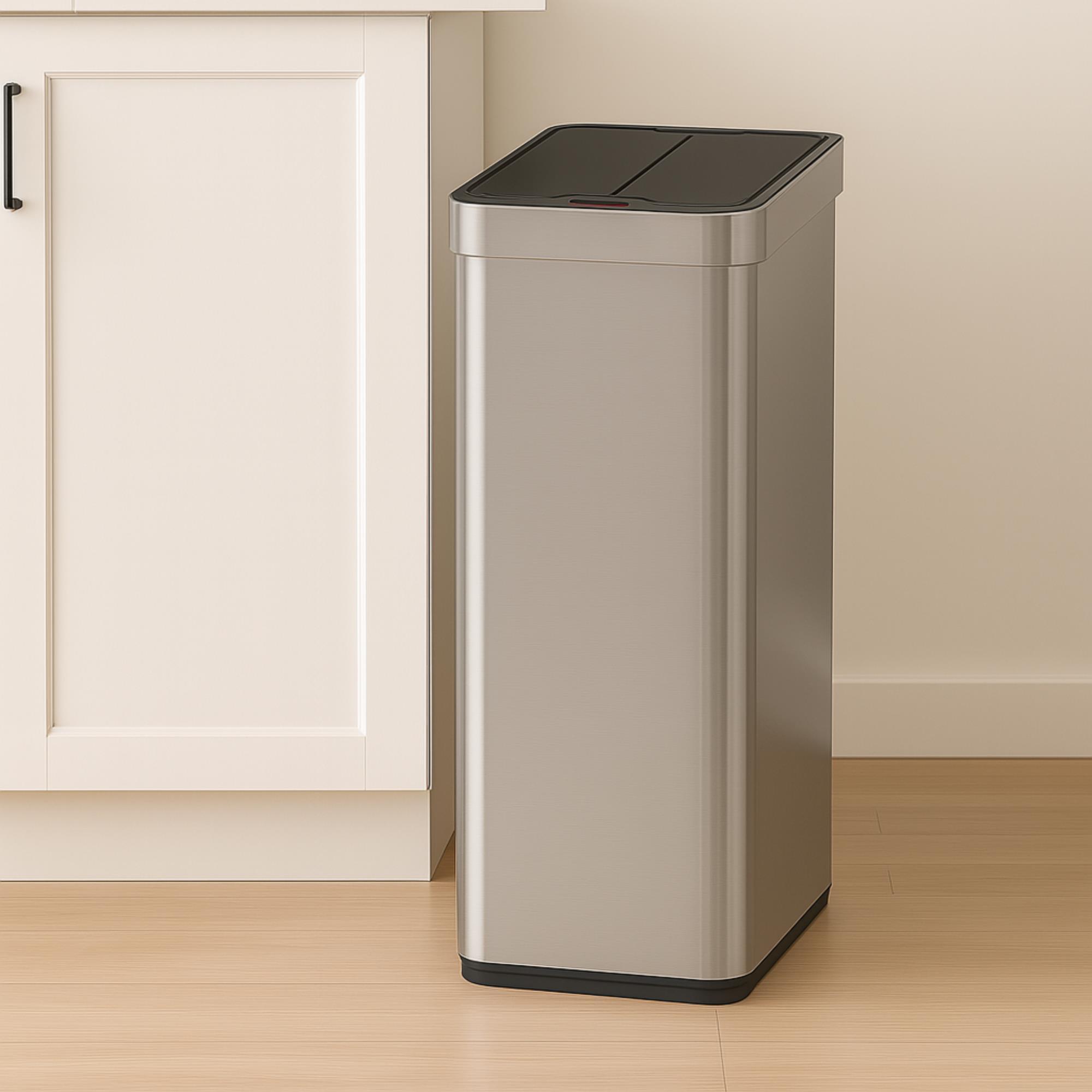 Cubo de Basura color metálico en acero inoxidable con apertura de alas y sensor automático