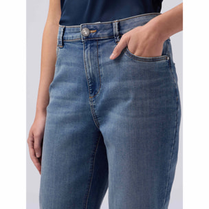 Oltre - Jeans boyslim con bottone gioiello - Azzurro