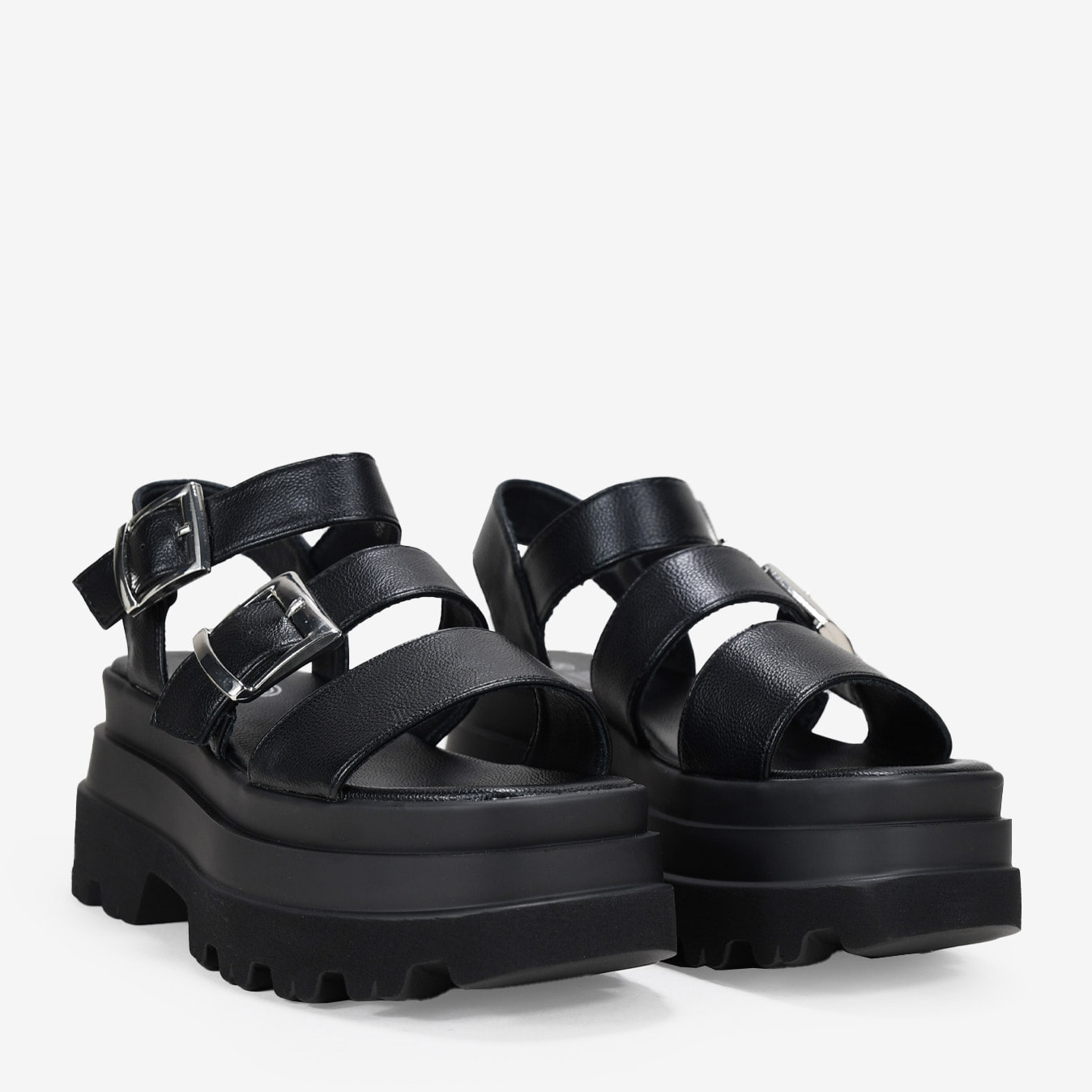Sandalias de plataforma negras con dos hebillas