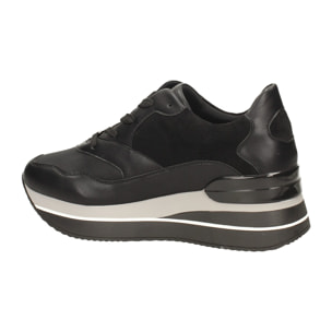 Sneakers Donna Tata Italia Nero