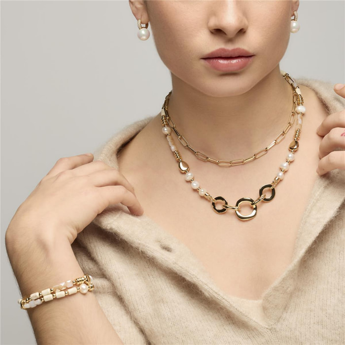 Pendientes acabado oro amarillo de 18k y Perla Blanca