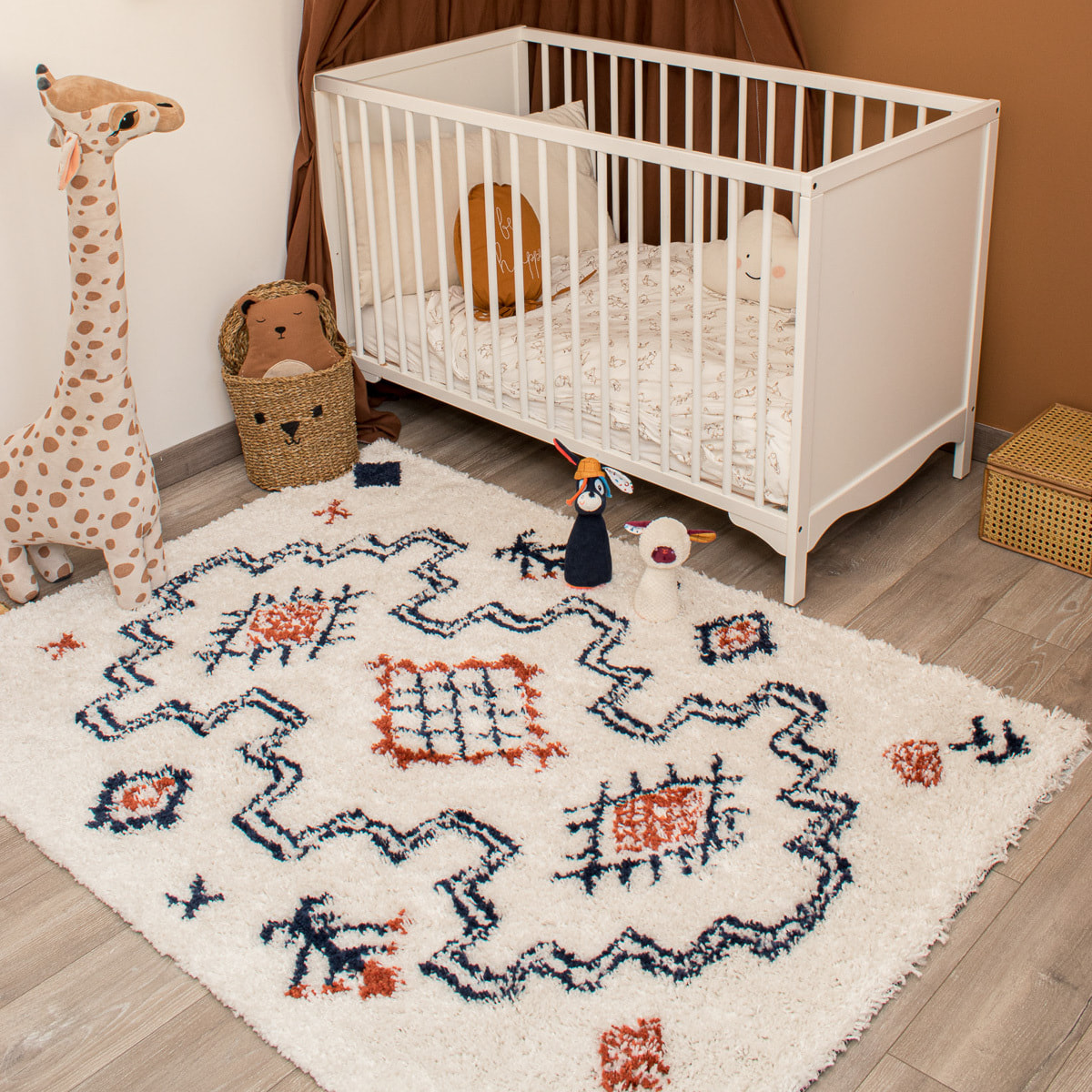 Tipi - tapis chambre d'enfant style berbère à poils longs à motif multicolore