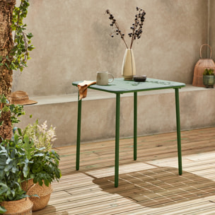 Table de jardin métal 2 places. vert. Amelia. 70x70cm. traitement antirouille. lattes et bords arrondis