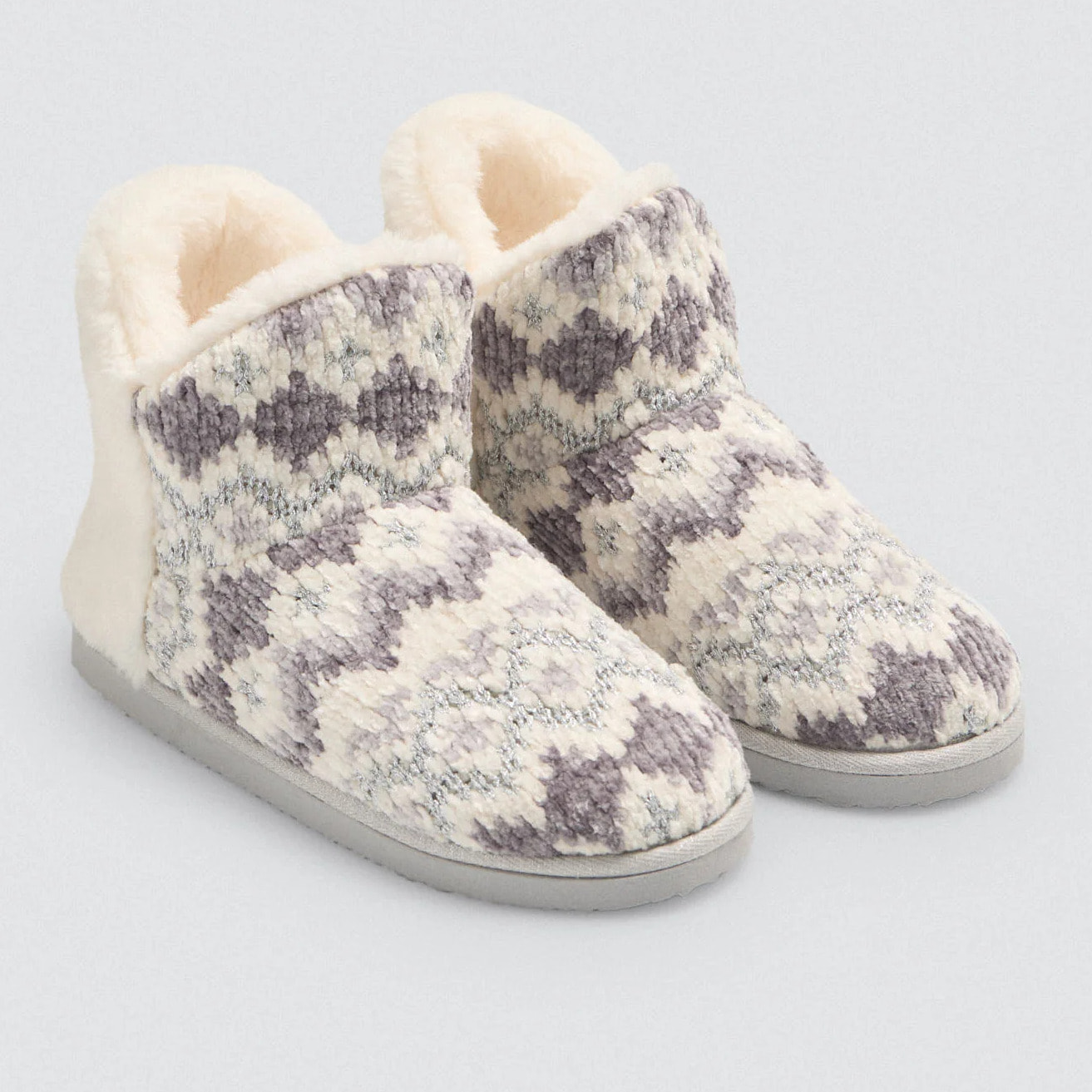 Stivali da casa con dettaglio in pelliccia con stampa etnica