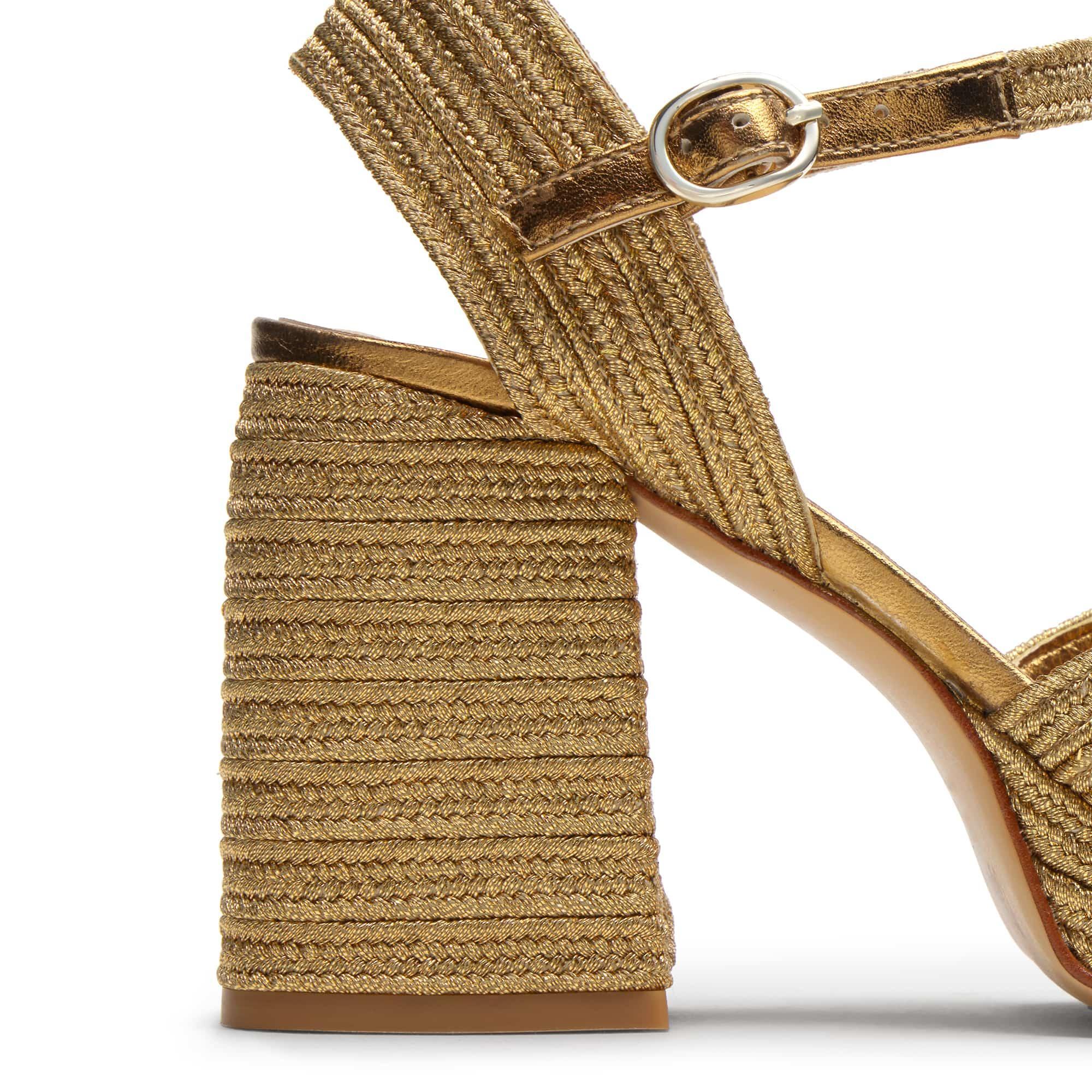 Sandalias de tacón de mujer Valle en acabados trenzados y metalizados