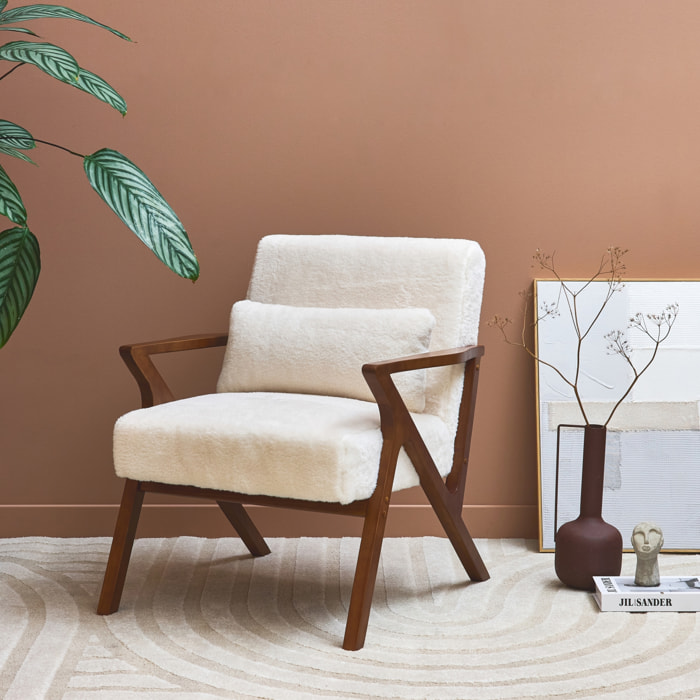 Fauteuil scandinave bois d'hévéa teinté noyer et tissu effet fausse fourrure ANTOINE