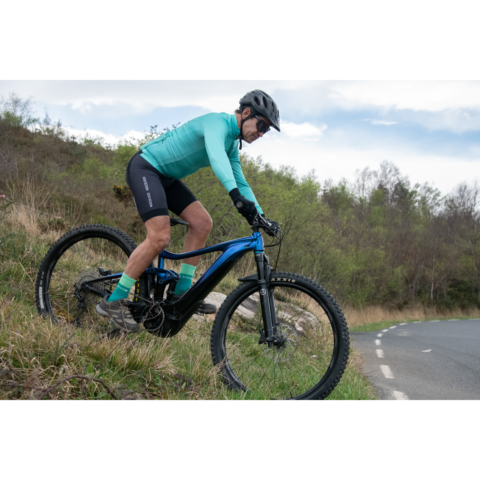 Calcetines de ciclismo ECOON modelo Marsous en color Verde