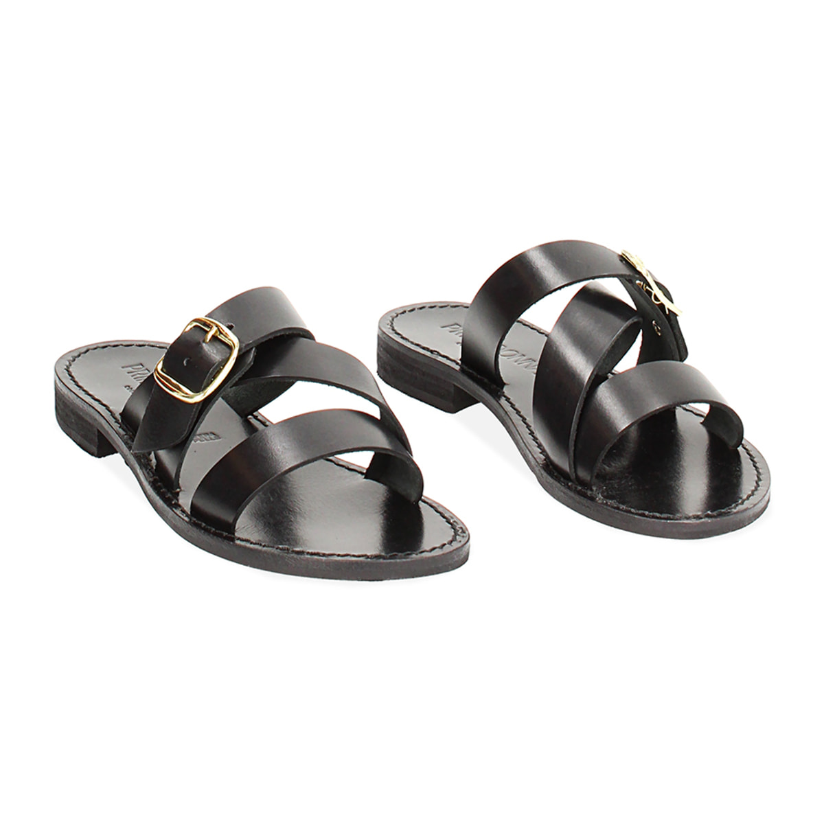 Sandales basses noires en vache avec boucle