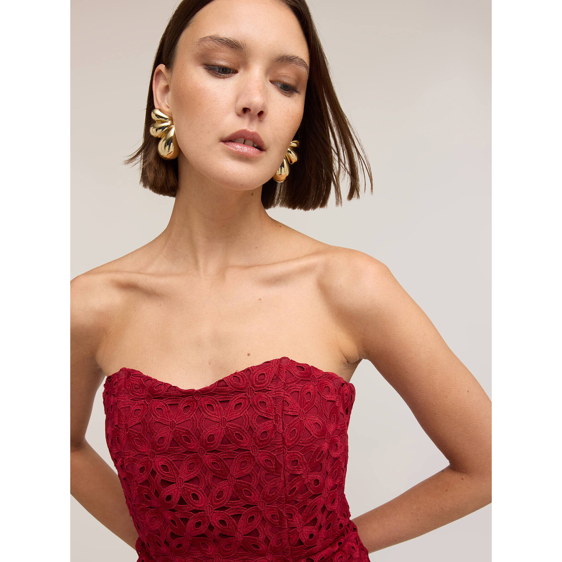 Motivi - Vestido tubo de encaje macramé - Burgundy