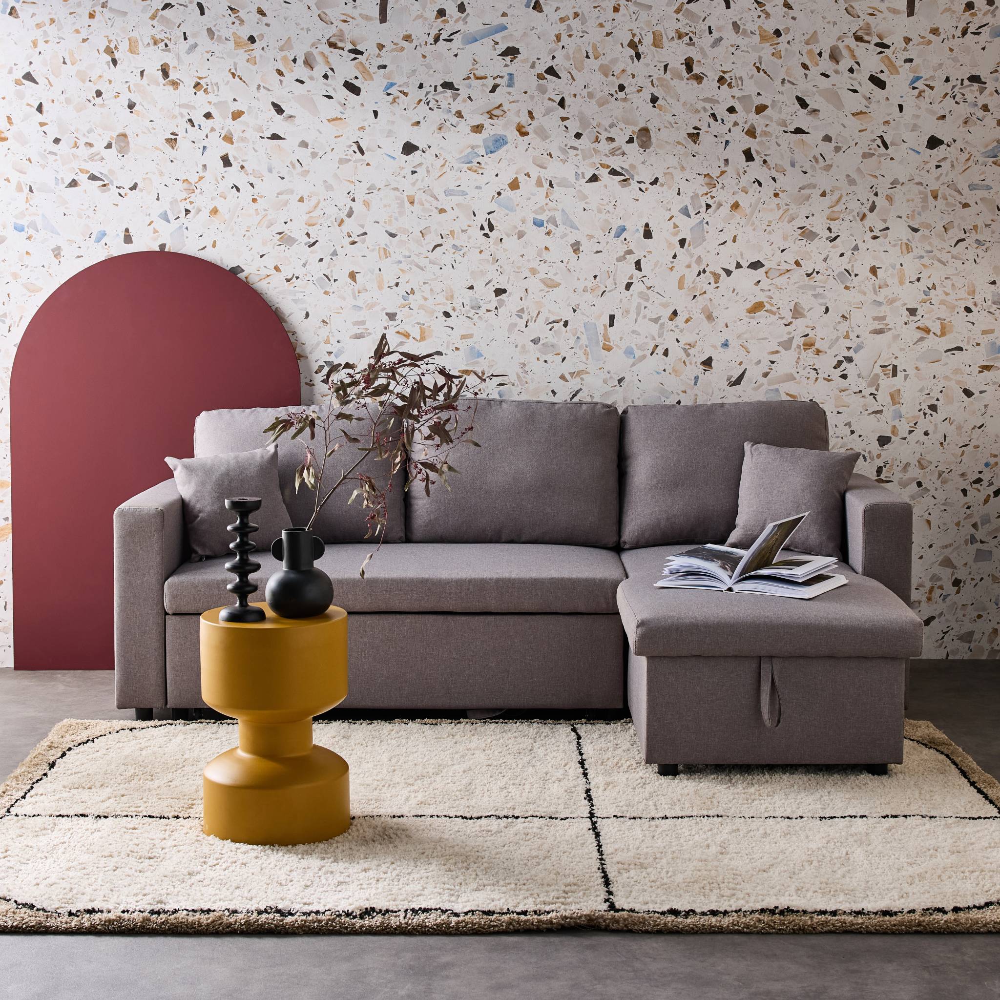 Canapé d'angle SMILE convertible réversible compact 3 places en tissu gris clair. L 213.5 x P 136.5 x H 83cm. avec coffre de rangement